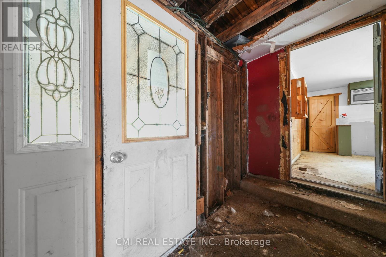 1093 South Lake Road, Minden Hills, Ontario  K0M 2K0 - Photo 8 - X12944048