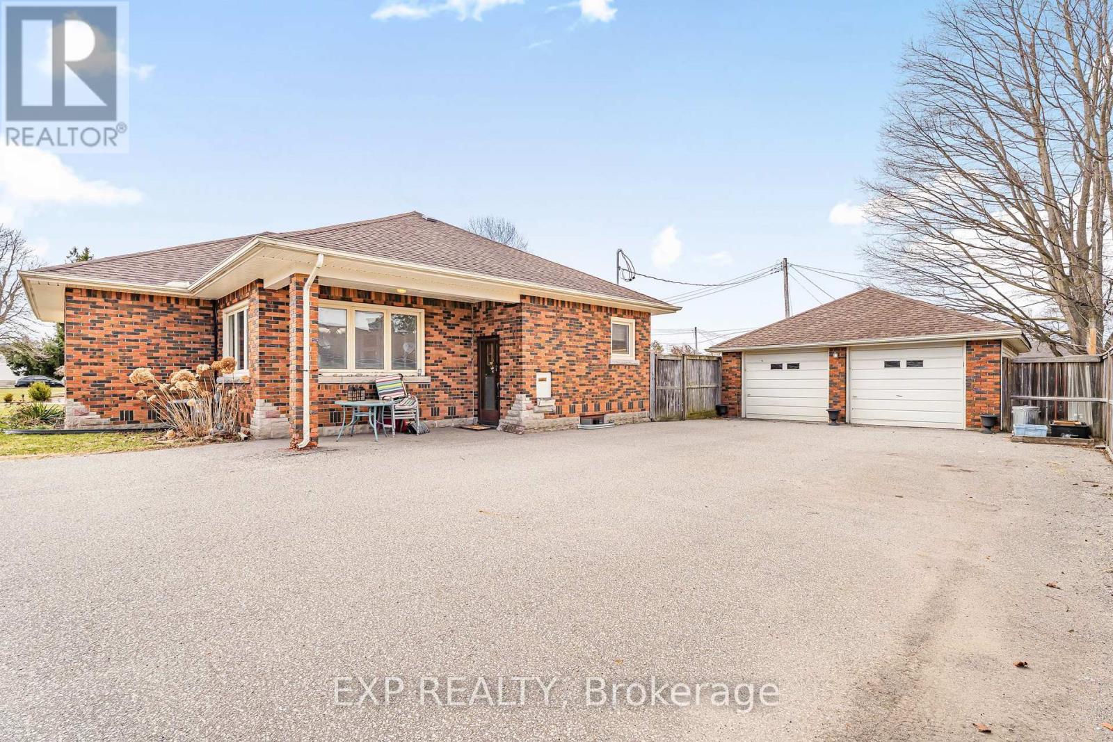 440 Churchill Avenue, Norfolk, Ontario  N4B 2P9 - Photo 3 - X12944064