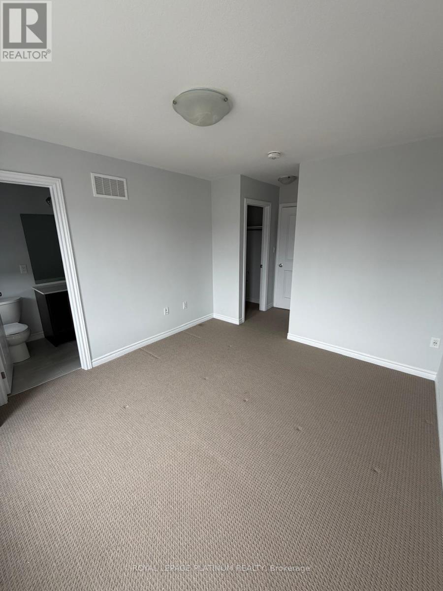 55 - 290 Equestrian Way, Cambridge, Ontario  N3H 4R6 - Photo 14 - X12944090