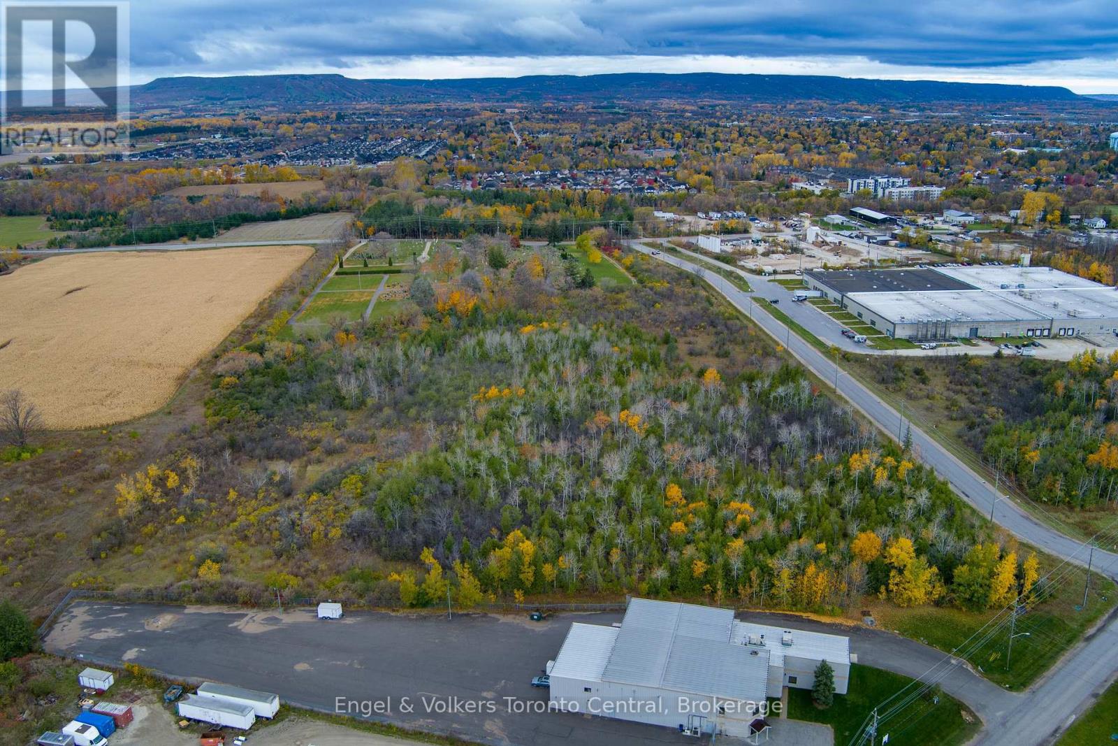 401 RAGLAN STREET, Collingwood, Ontario