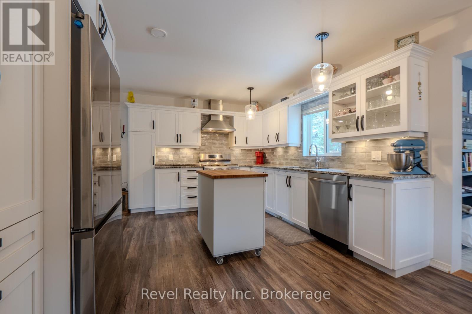 174 Golf Course Road, Callander, Ontario  P0H 1H0 - Photo 19 - X12944520