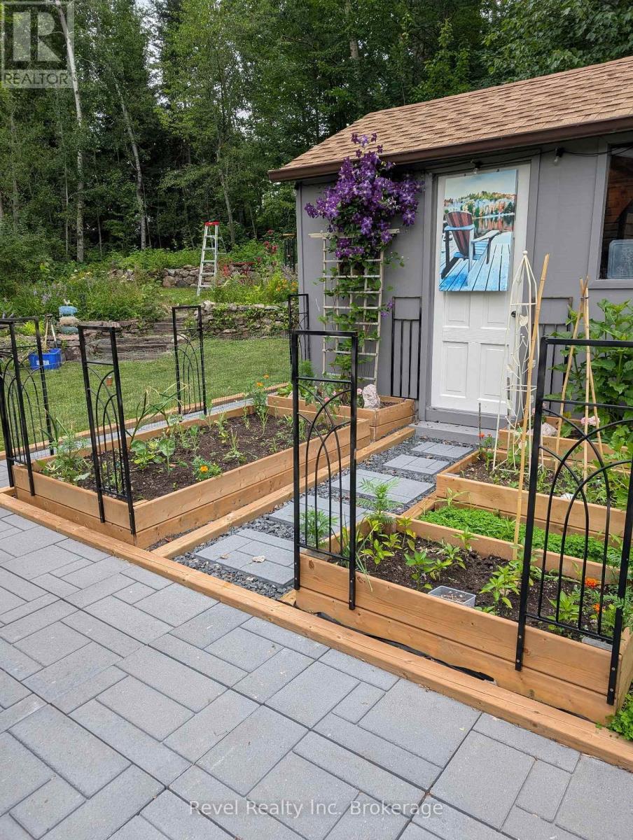 174 Golf Course Road, Callander, Ontario  P0H 1H0 - Photo 42 - X12944520