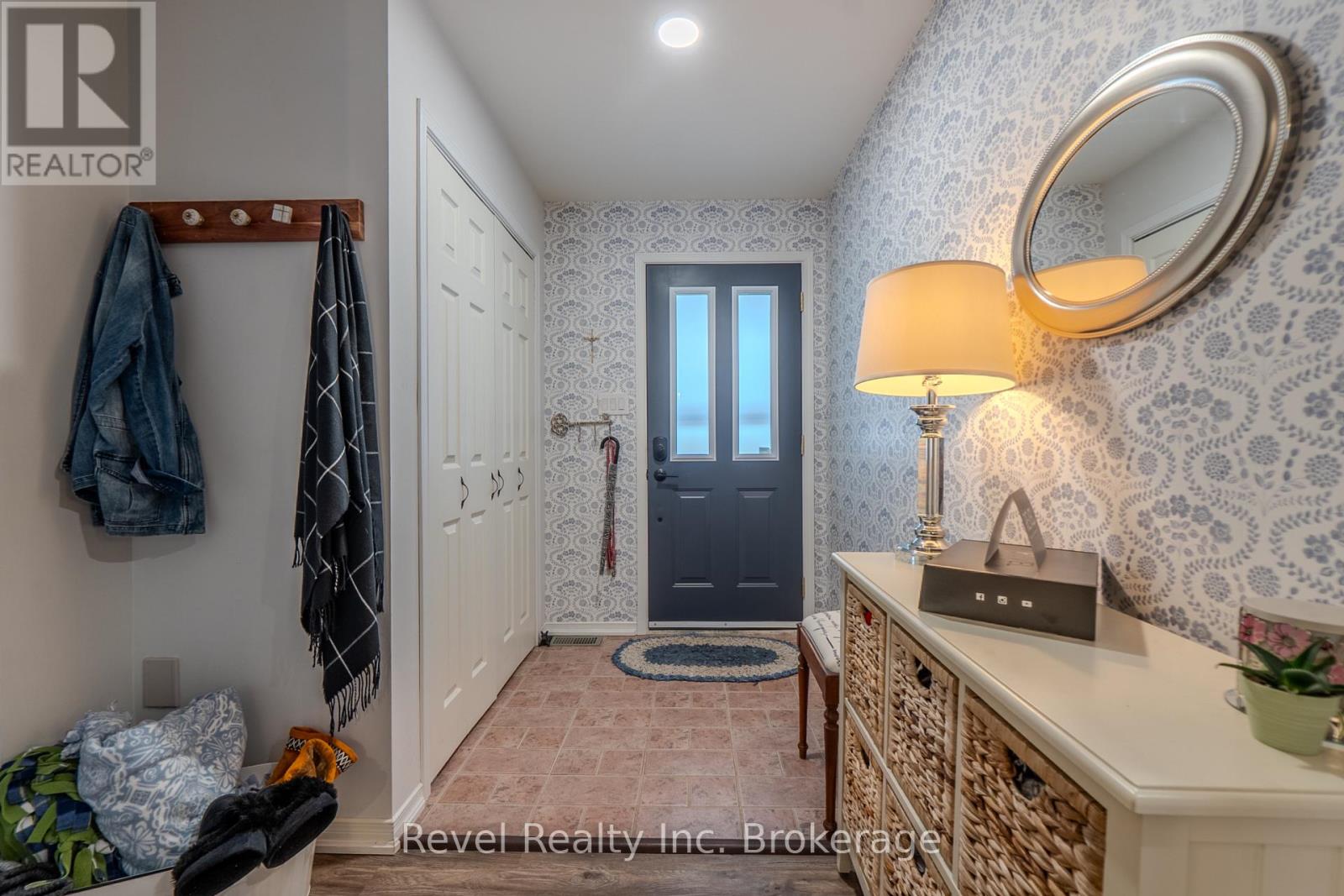 174 Golf Course Road, Callander, Ontario  P0H 1H0 - Photo 9 - X12944520