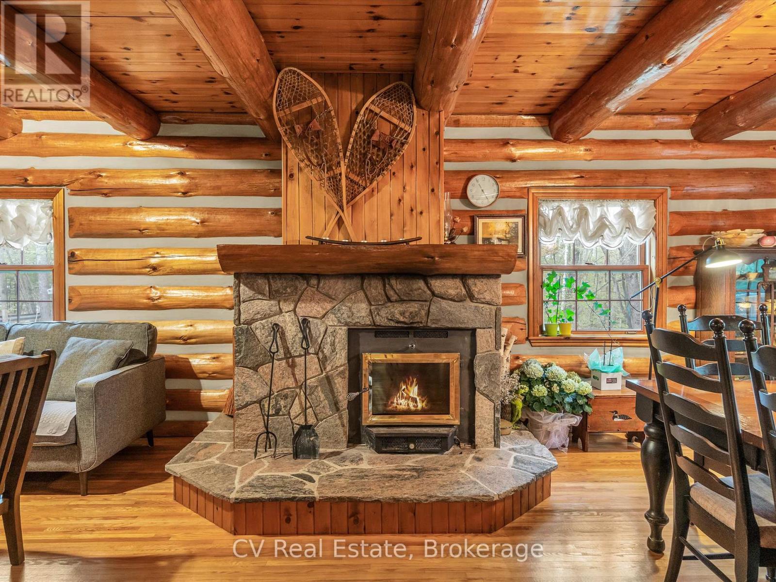 1040 Amelia Crescent, Gravenhurst (Morrison), Ontario  P0E 1G0 - Photo 18 - X12944152