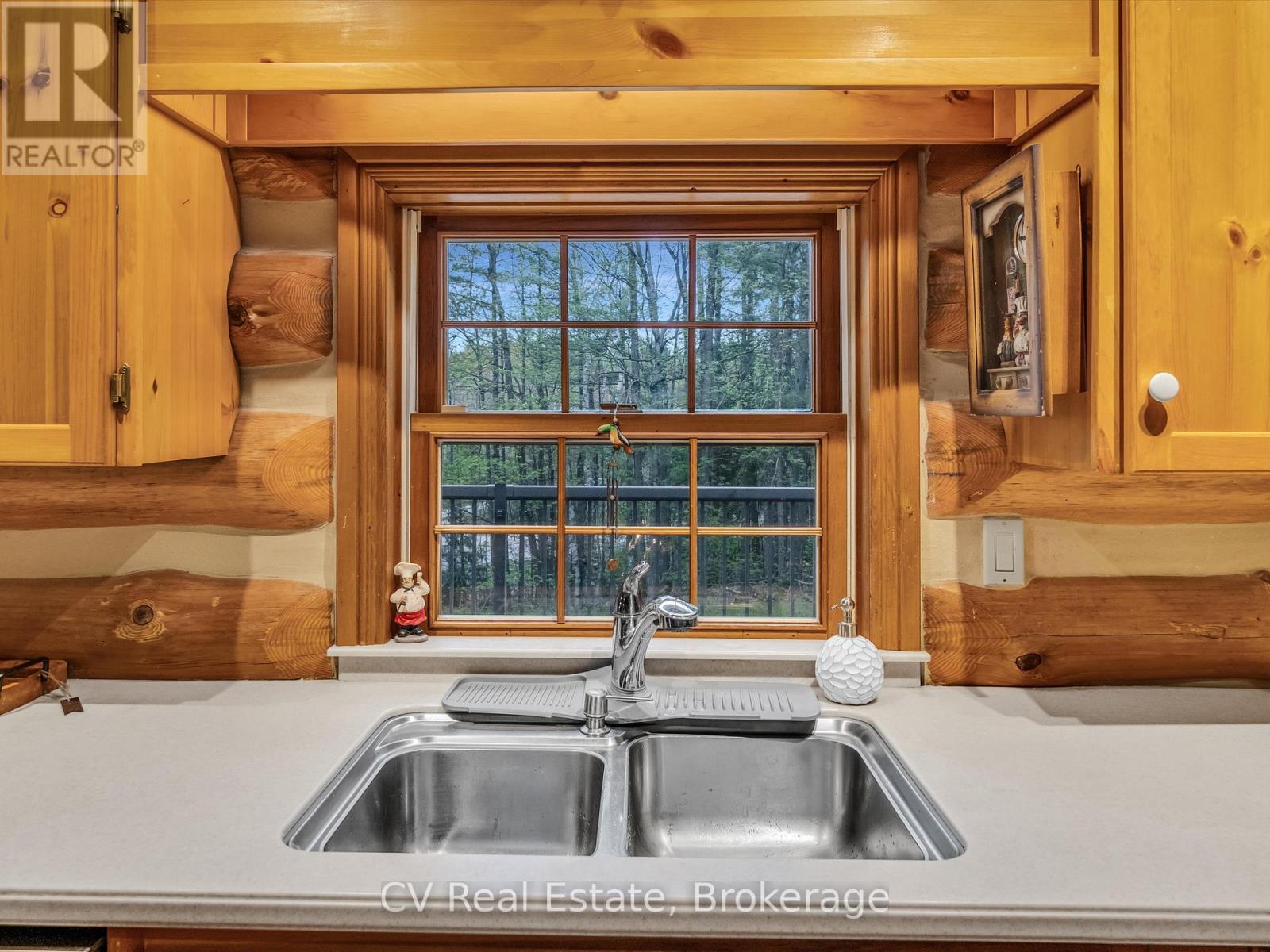 1040 Amelia Crescent, Gravenhurst (Morrison), Ontario  P0E 1G0 - Photo 29 - X12944152