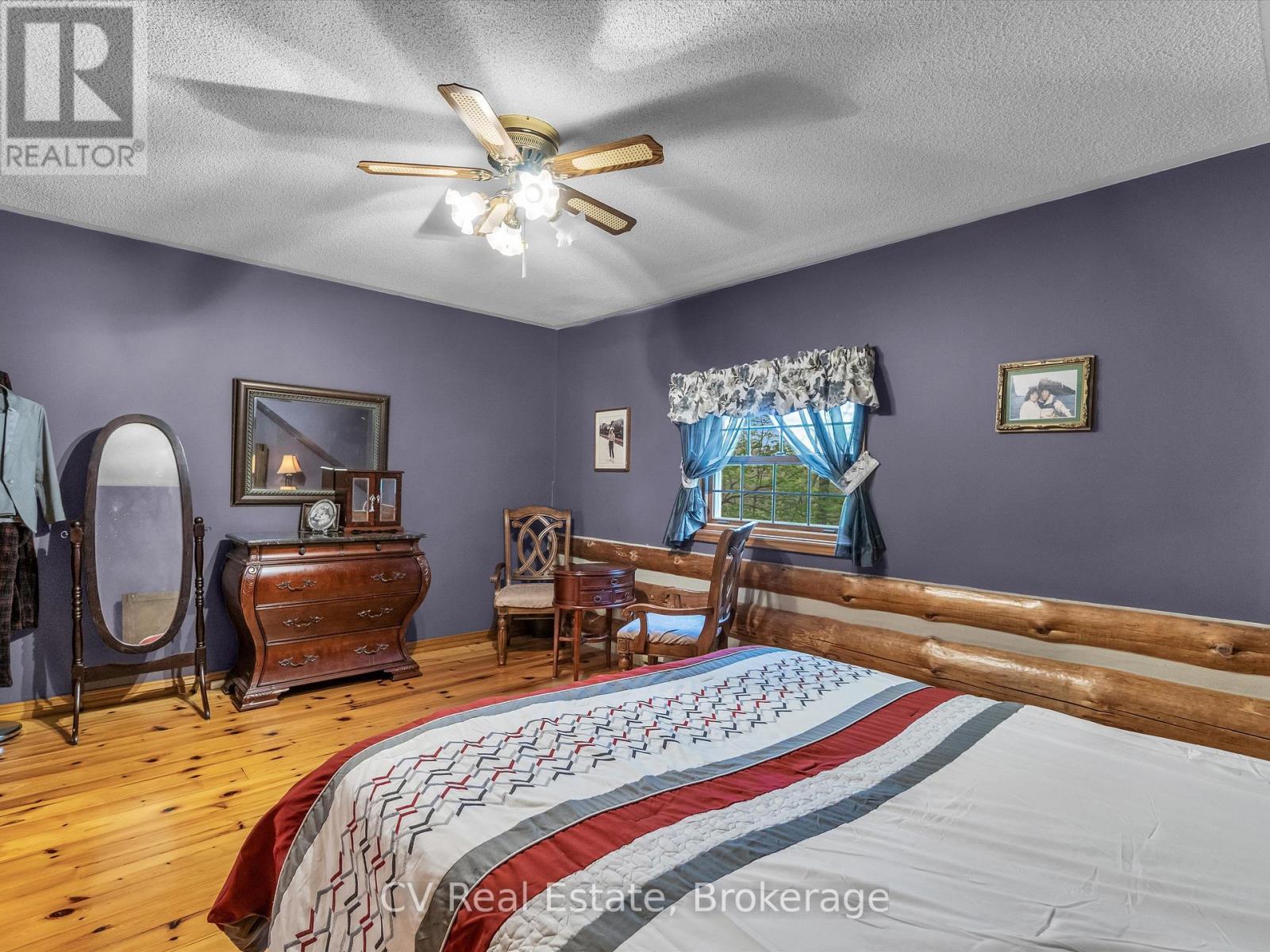 1040 Amelia Crescent, Gravenhurst (Morrison), Ontario  P0E 1G0 - Photo 38 - X12944152