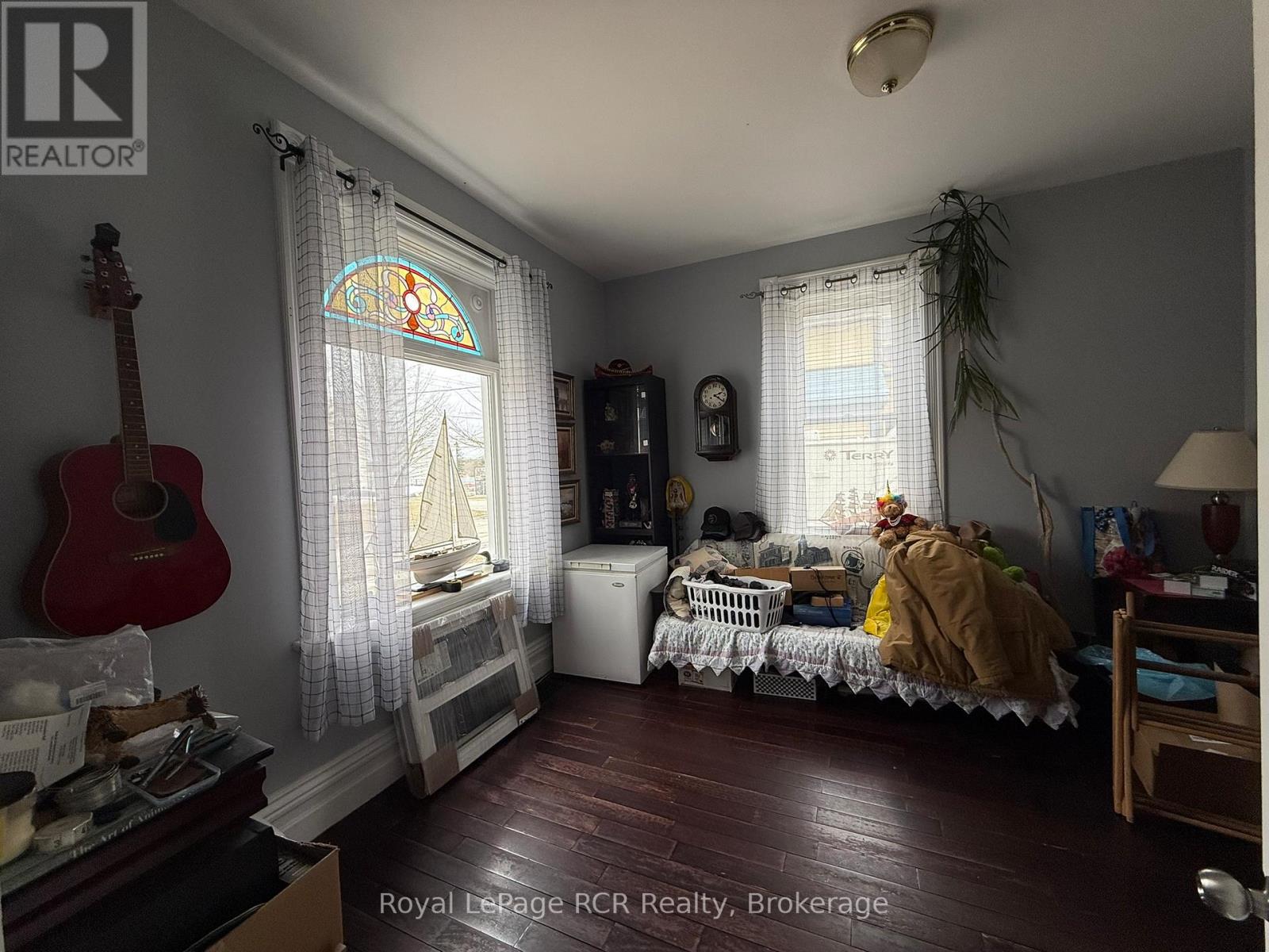 631 9th Avenue, Hanover, Ontario  N4N 2M7 - Photo 5 - X12944298