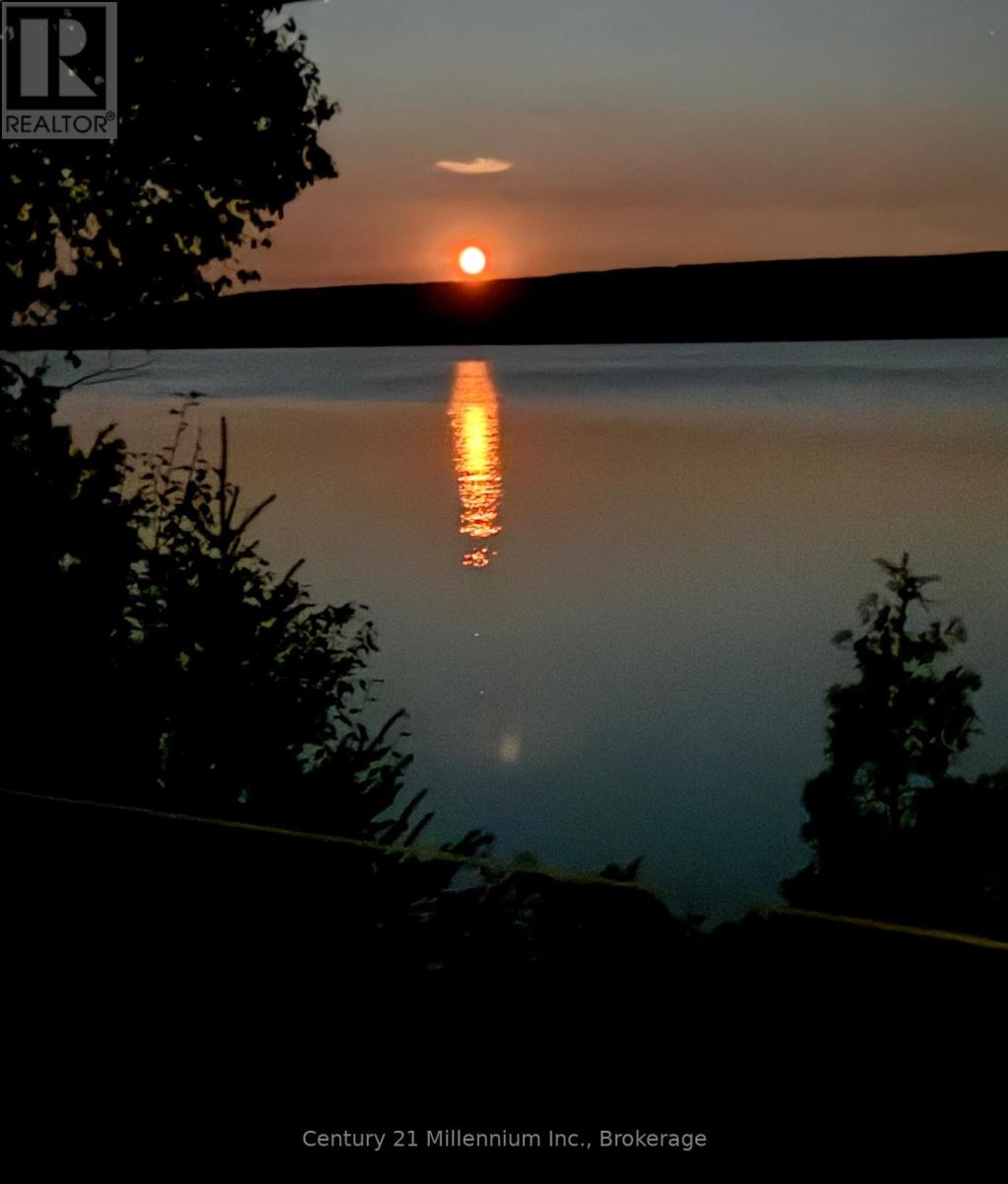 113 Water Street, Northern Bruce Peninsula, Ontario  N0H 1W0 - Photo 16 - X12944474