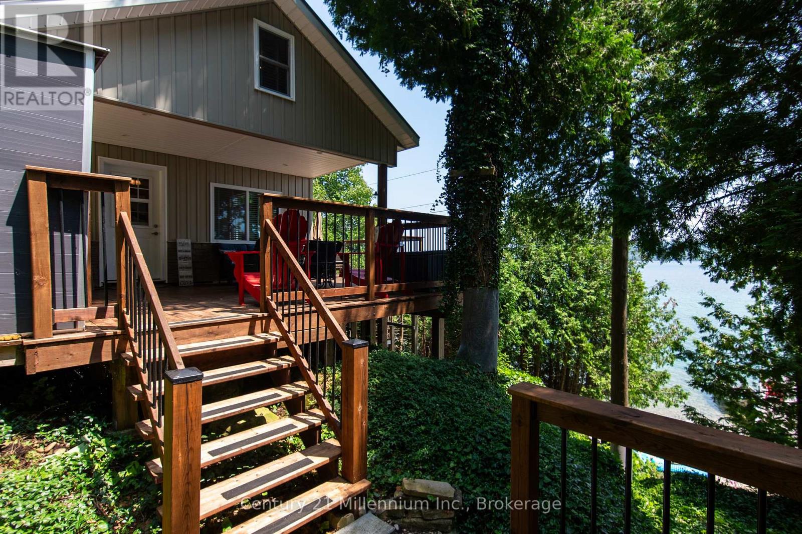 113 Water Street, Northern Bruce Peninsula, Ontario  N0H 1W0 - Photo 36 - X12944474