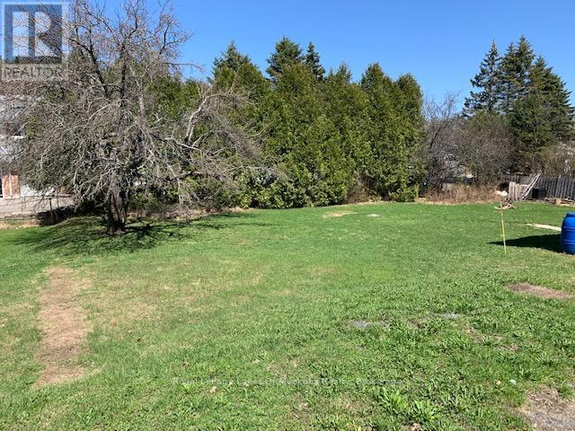 64 WEST ROAD, Huntsville, Ontario