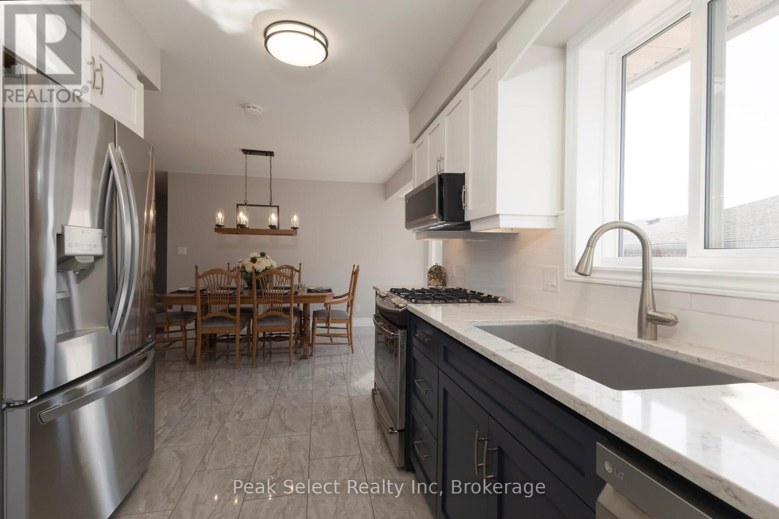 12 Meadowridge Drive, St. Marys, Ontario  N4X 1B6 - Photo 10 - X12944562