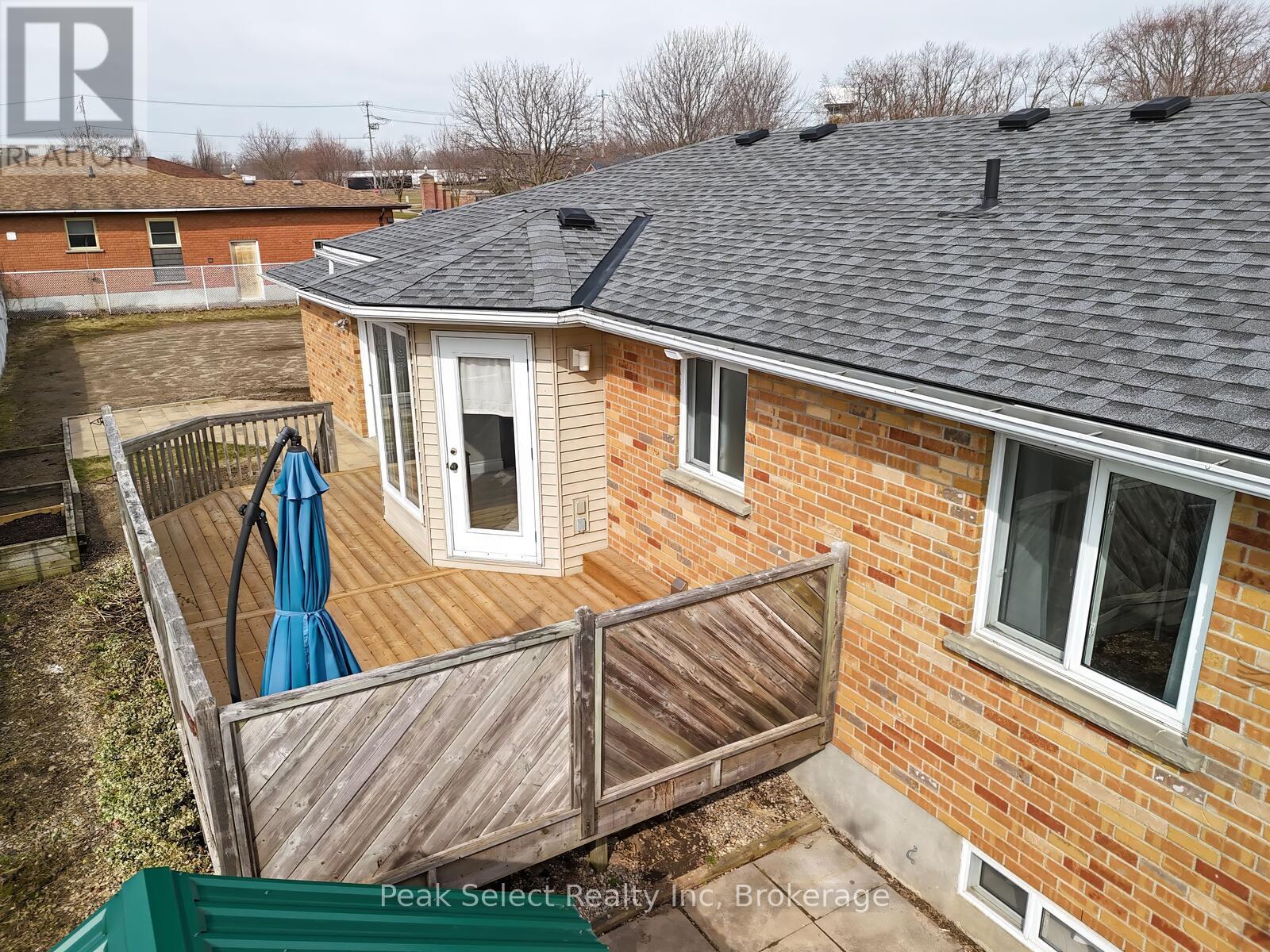 12 Meadowridge Drive, St. Marys, Ontario  N4X 1B6 - Photo 41 - X12944562