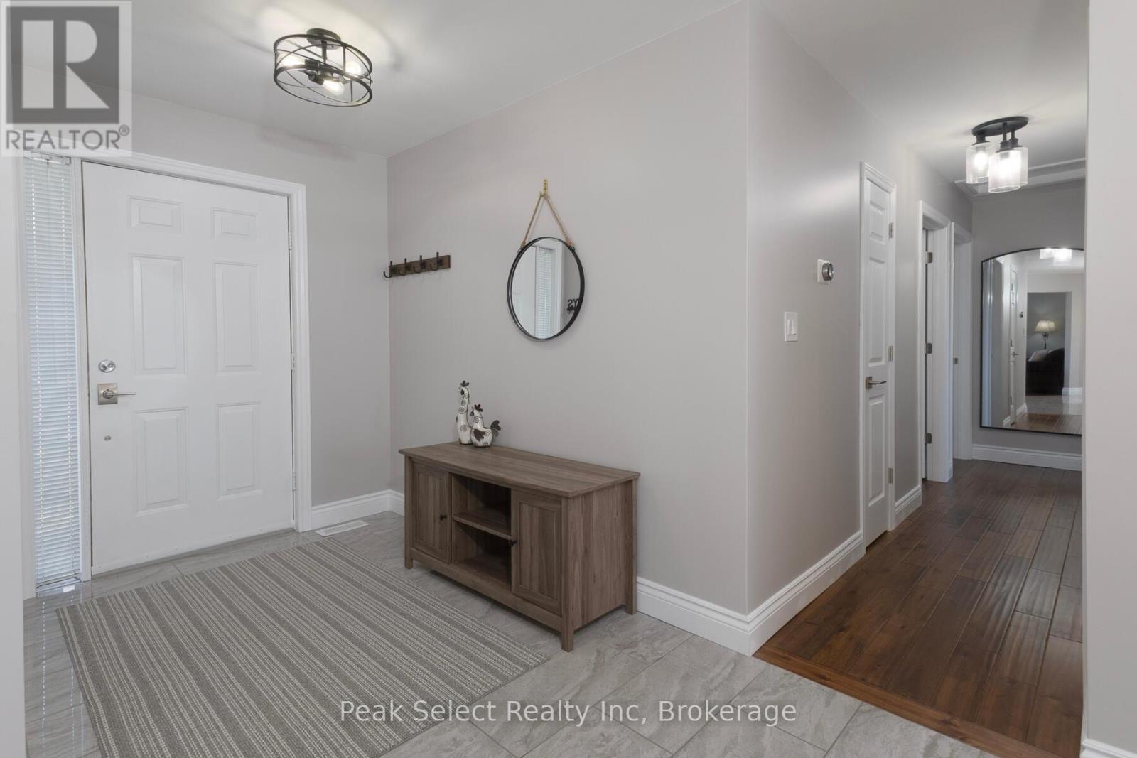 12 Meadowridge Drive, St. Marys, Ontario  N4X 1B6 - Photo 7 - X12944562