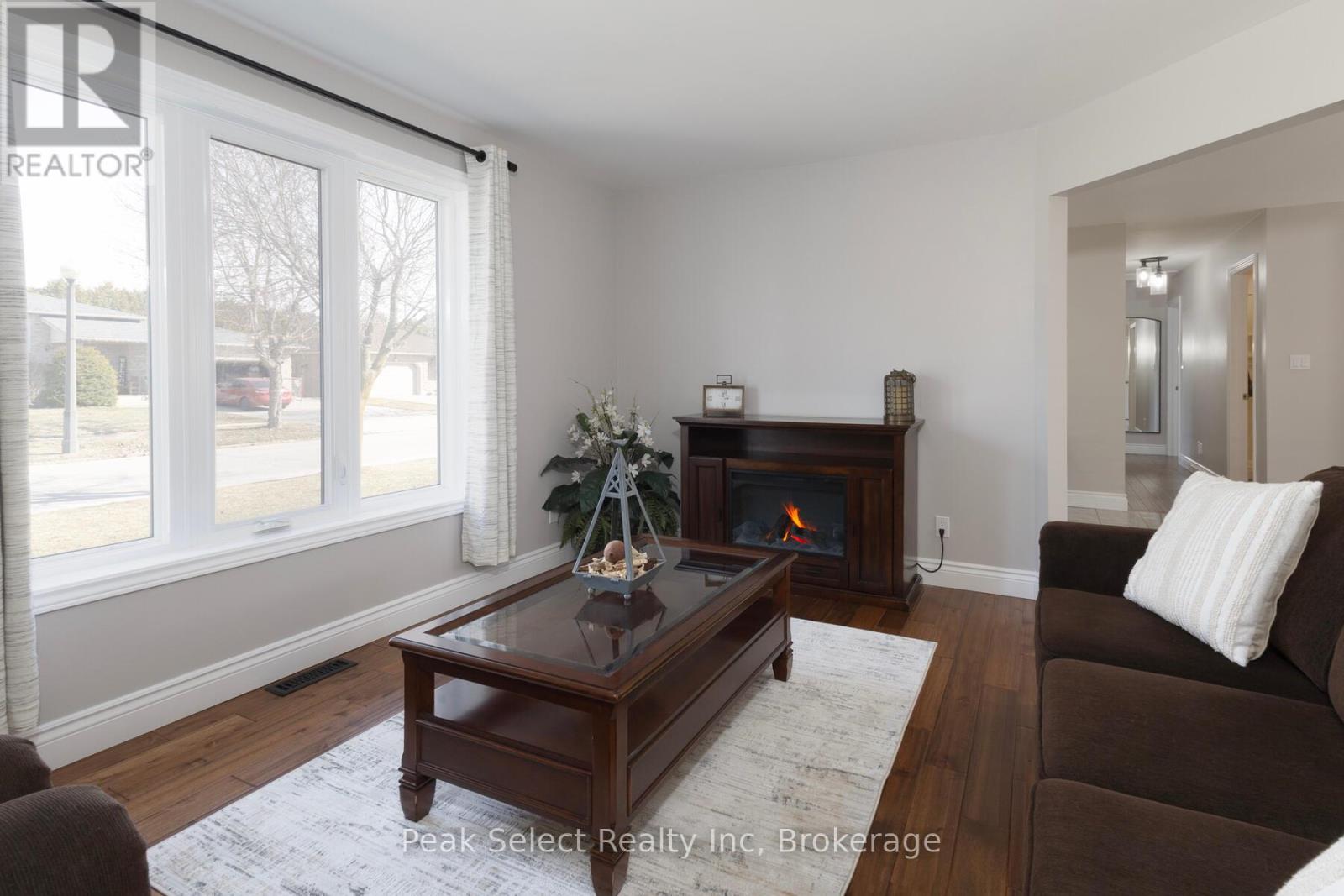 12 Meadowridge Drive, St. Marys, Ontario  N4X 1B6 - Photo 9 - X12944562