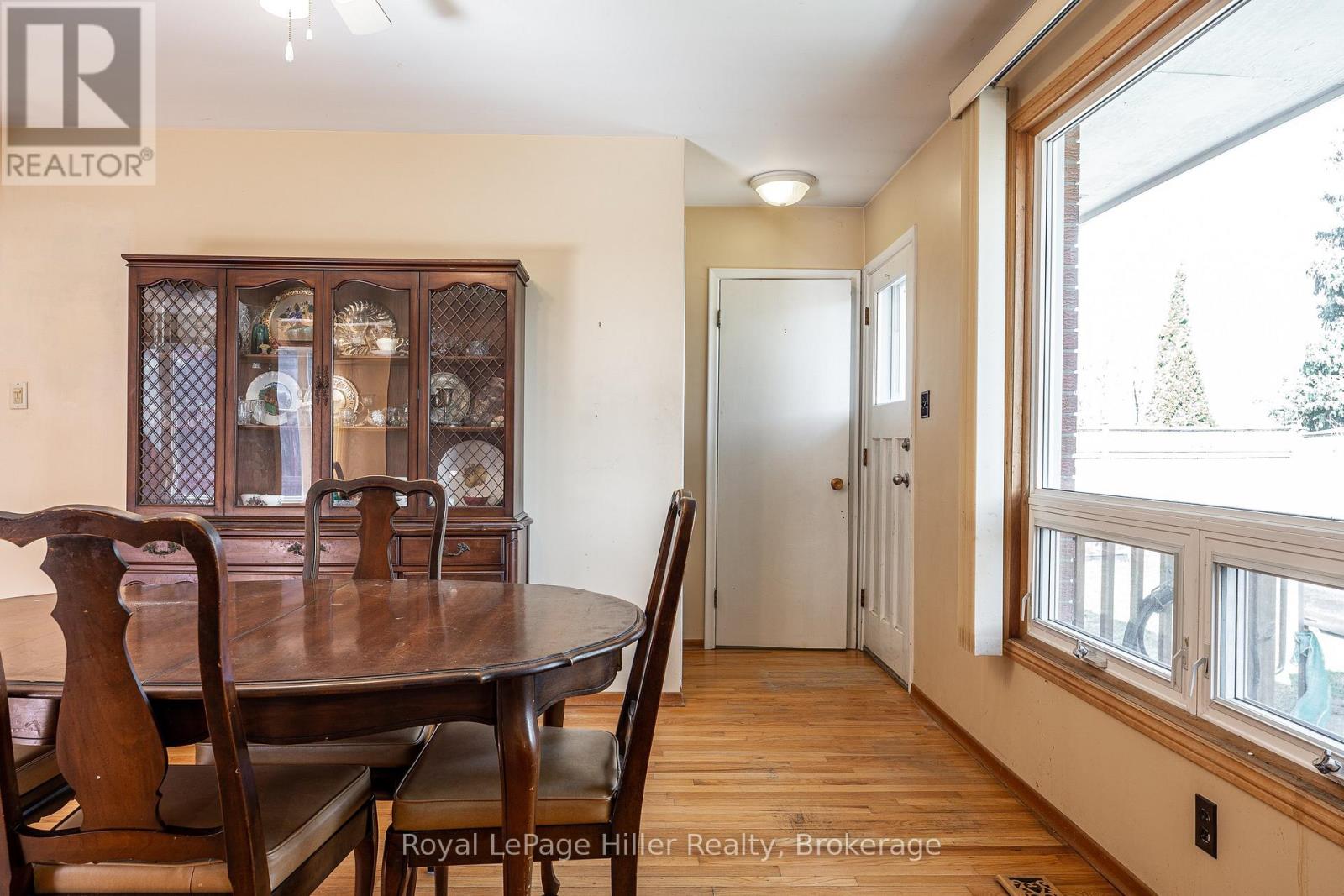 16 Park Lane Drive, Stratford, Ontario  N5A 5B9 - Photo 16 - X12944566