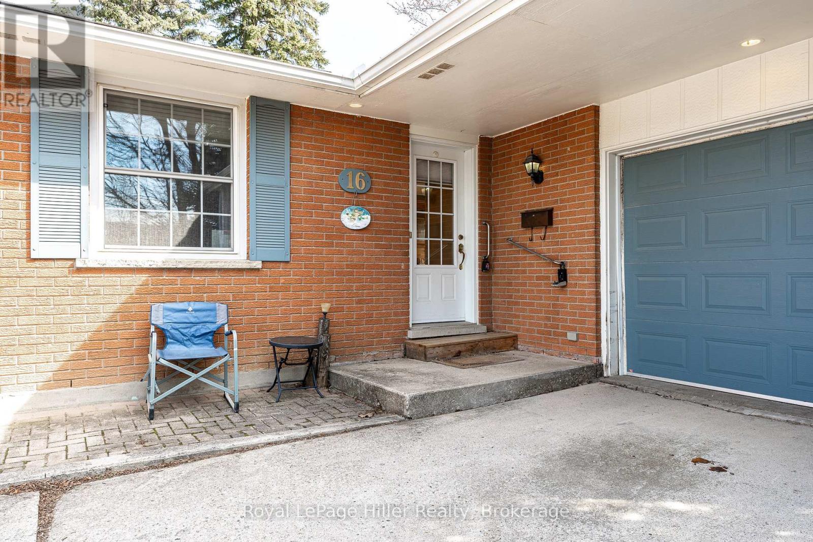 16 Park Lane Drive, Stratford, Ontario  N5A 5B9 - Photo 3 - X12944566