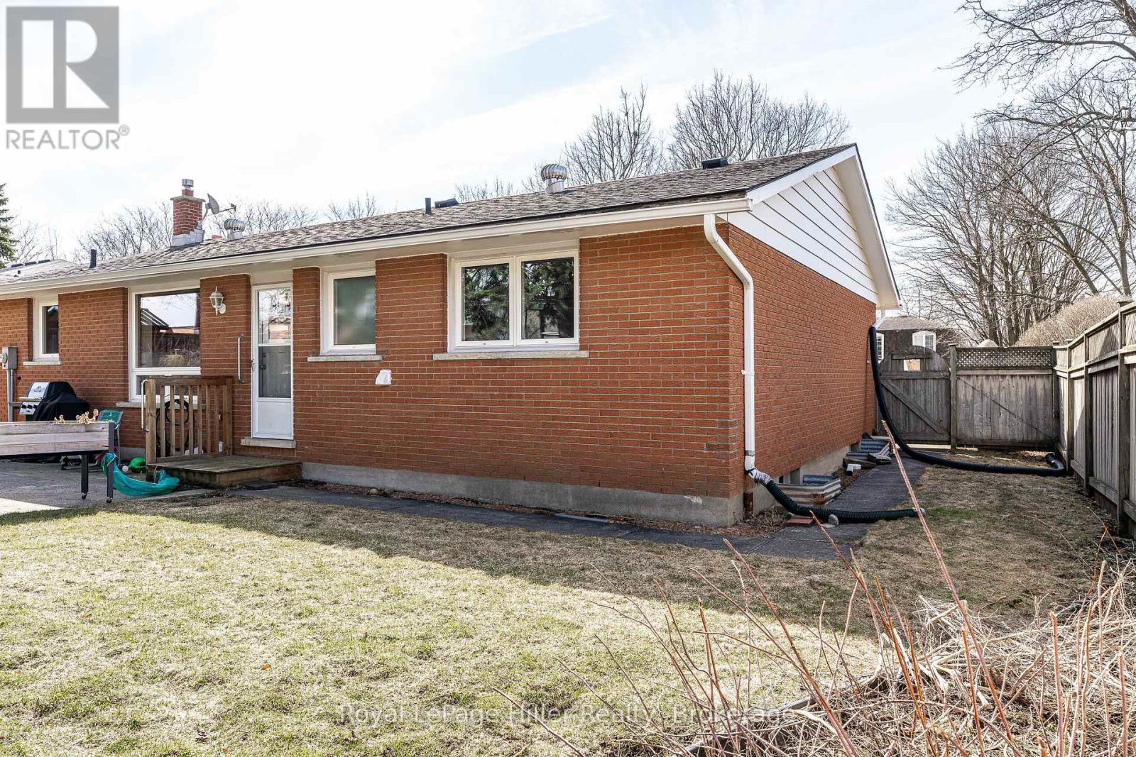 16 Park Lane Drive, Stratford, Ontario  N5A 5B9 - Photo 39 - X12944566