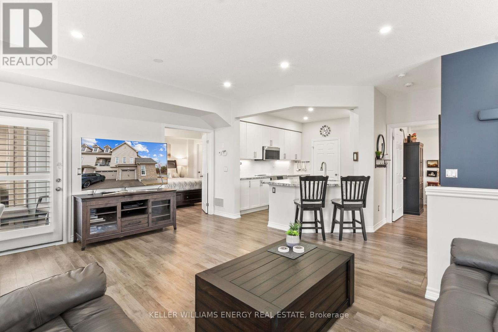 42 - 1430 Gord Vinson Avenue, Clarington, Ontario  L1E 0J6 - Photo 4 - E12944530