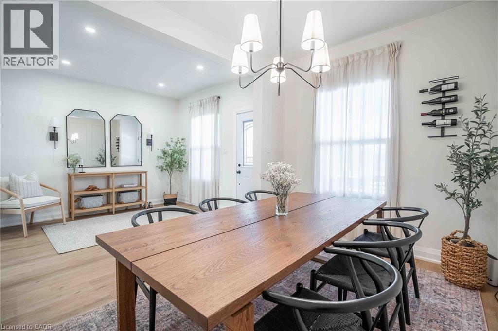 51 East 23rd Street, Hamilton, Ontario  L8V 2W5 - Photo 6 - 40816594