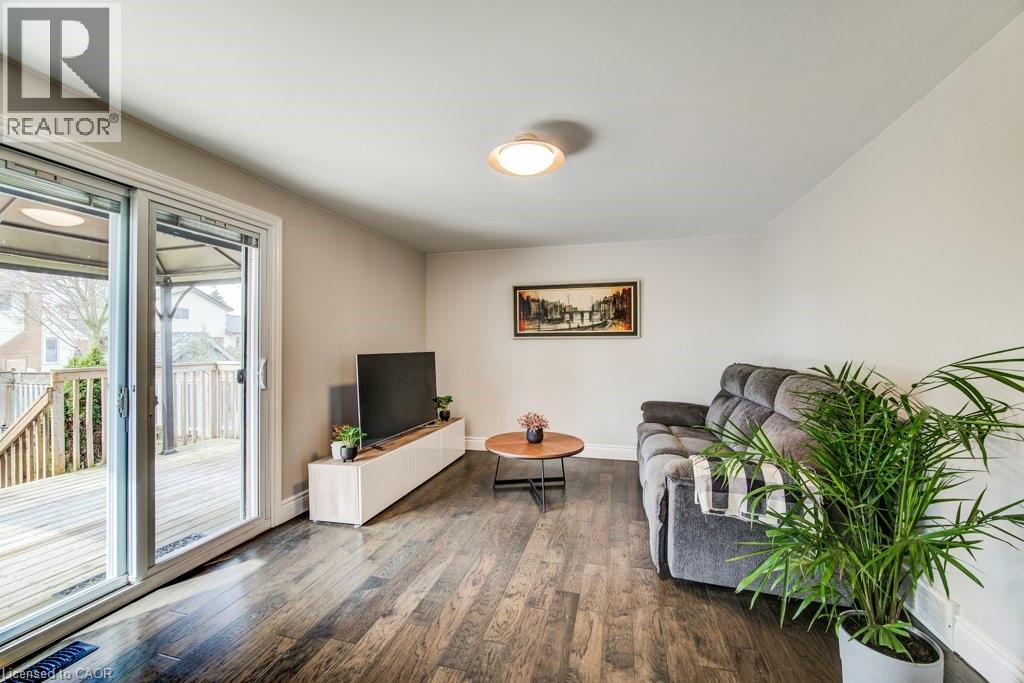 110 Imperial Road N, Guelph, Ontario  N1H 7Z5 - Photo 19 - 40816483