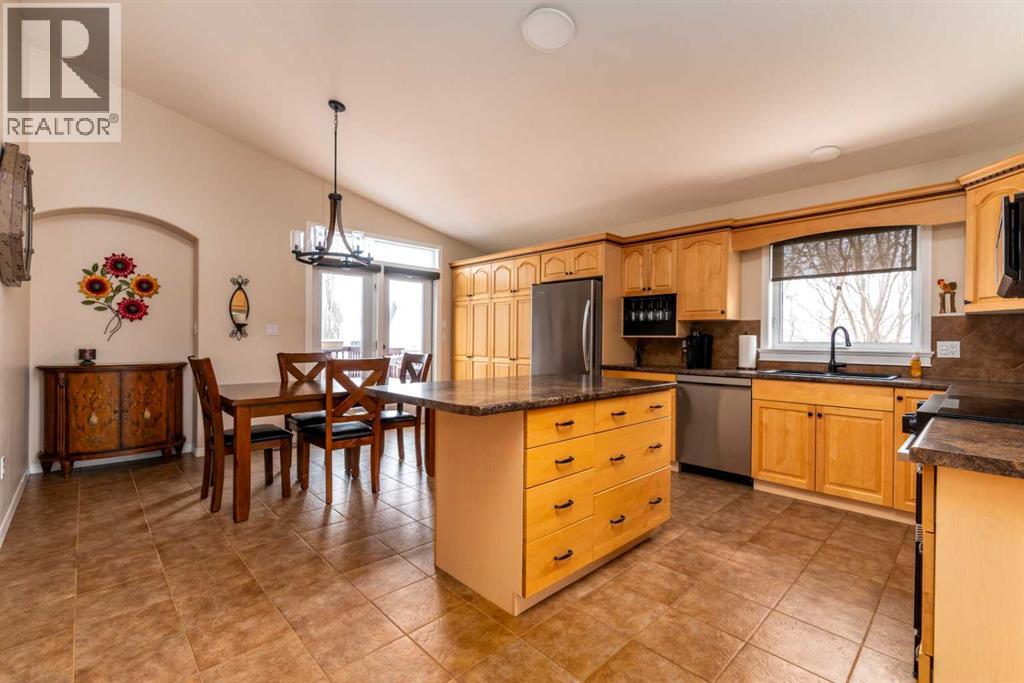 2305 59b Avenueclose, Lloydminster, Alberta  T9V 3J3 - Photo 6 - A2296749