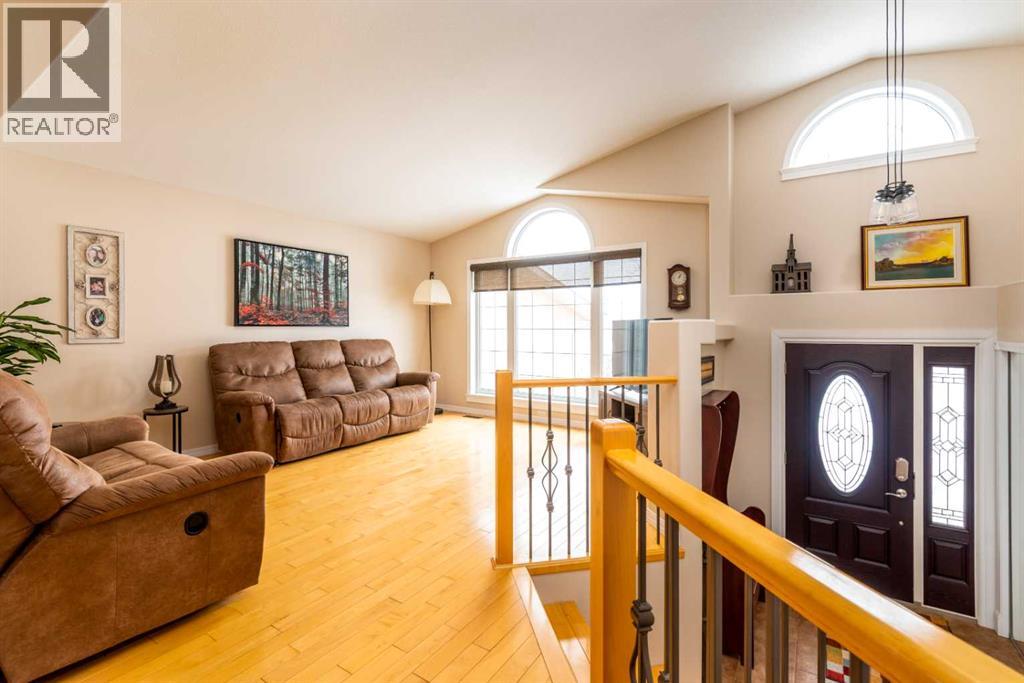 2305 59b Avenueclose, Lloydminster, Alberta  T9V 3J3 - Photo 3 - A2296749