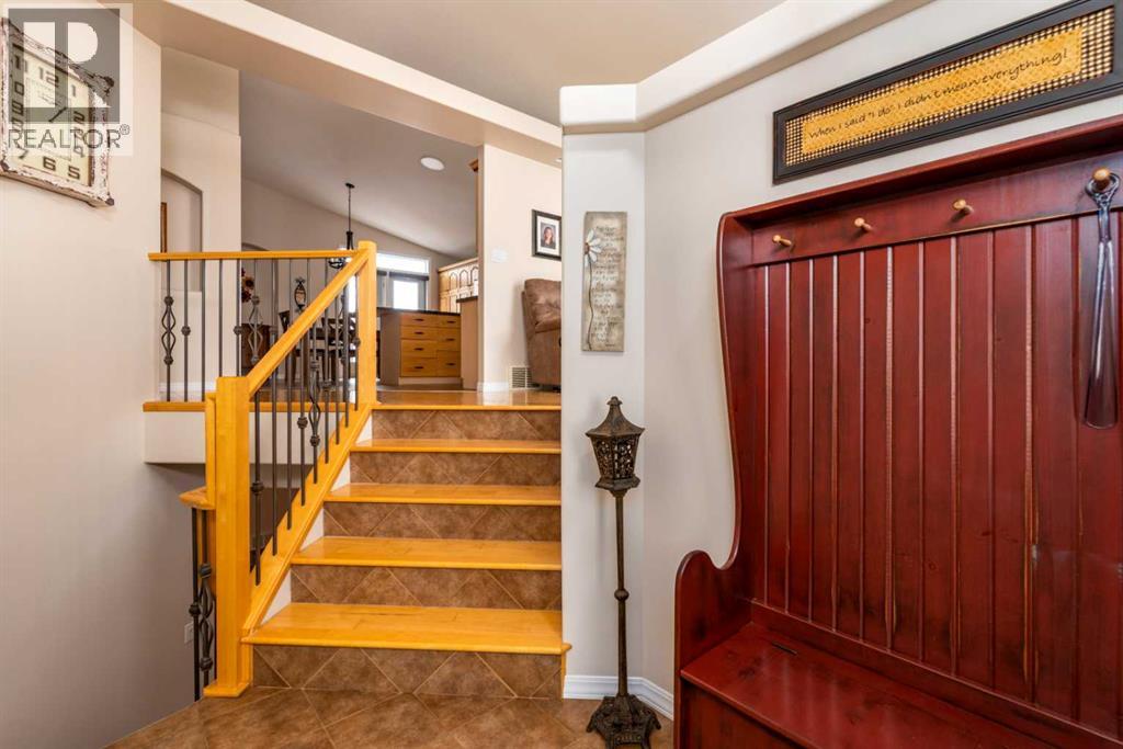 2305 59b Avenueclose, Lloydminster, Alberta  T9V 3J3 - Photo 2 - A2296749