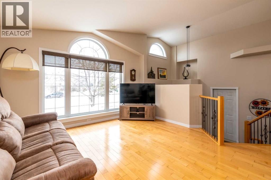 2305 59b Avenueclose, Lloydminster, Alberta  T9V 3J3 - Photo 4 - A2296749