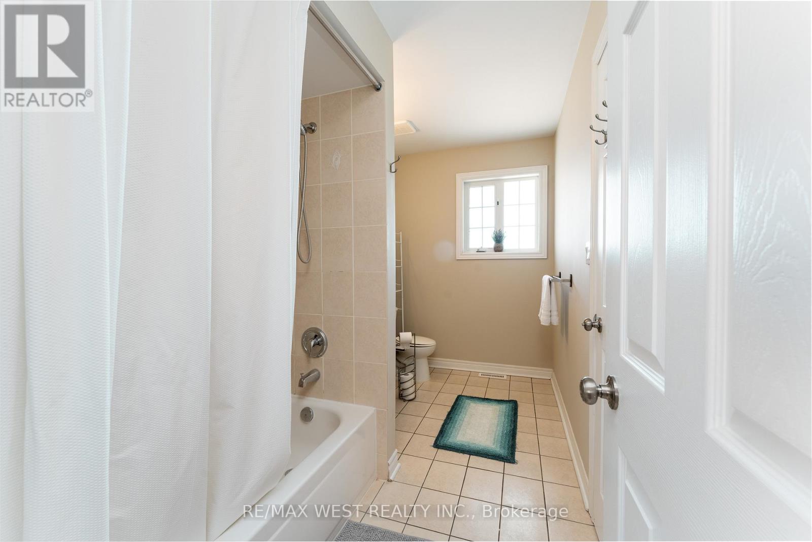 682 Napa Valley Avenue, Vaughan, Ontario  L4H 2J1 - Photo 17 - N12943204