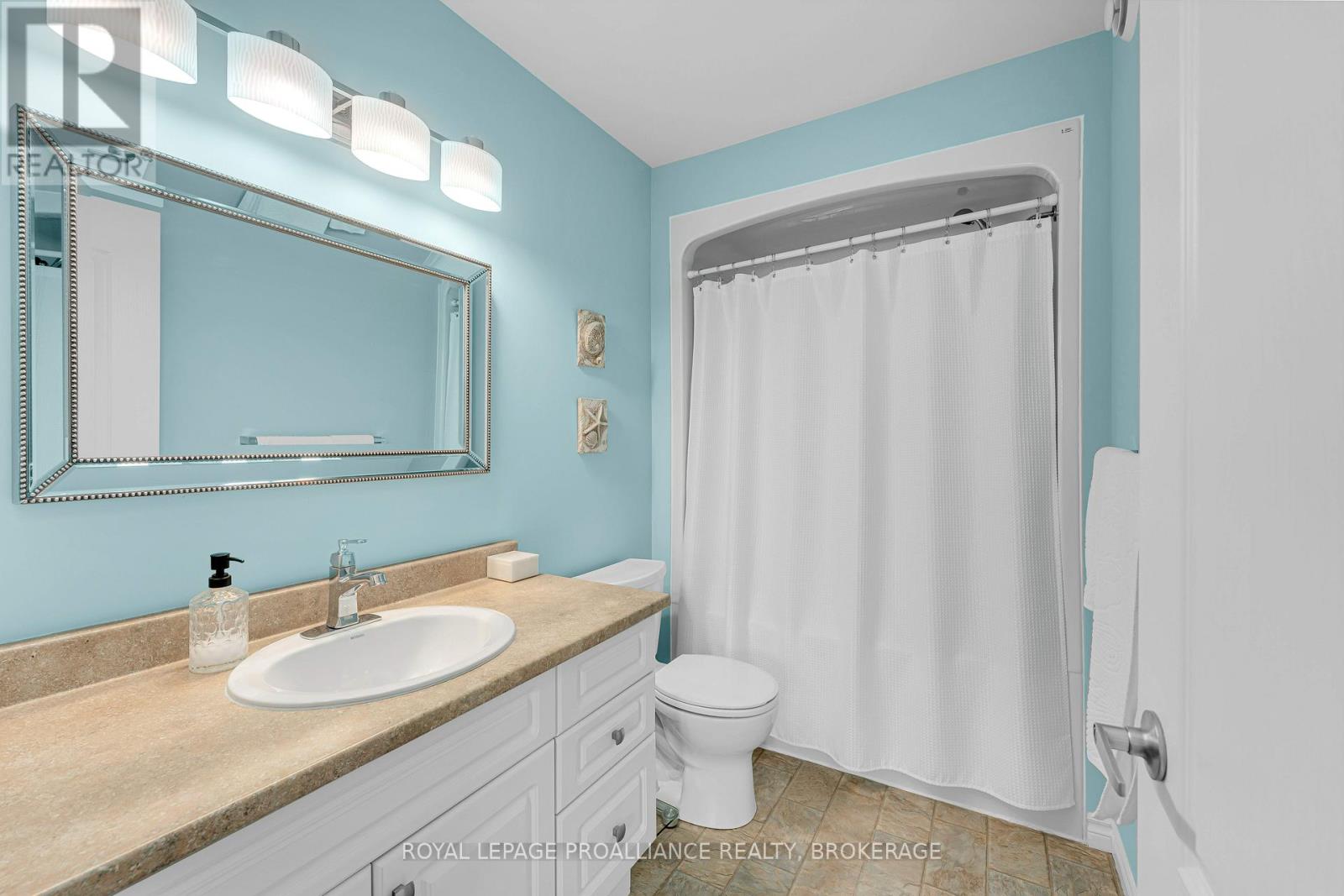 137 Ellesmeer Avenue, Kingston, Ontario  K7P 3H6 - Photo 22 - X12944168