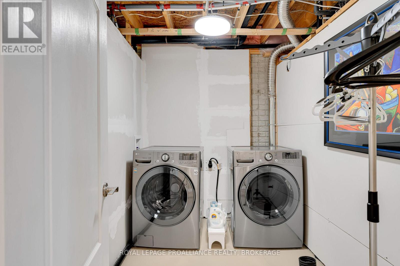 137 Ellesmeer Avenue, Kingston, Ontario  K7P 3H6 - Photo 29 - X12944168