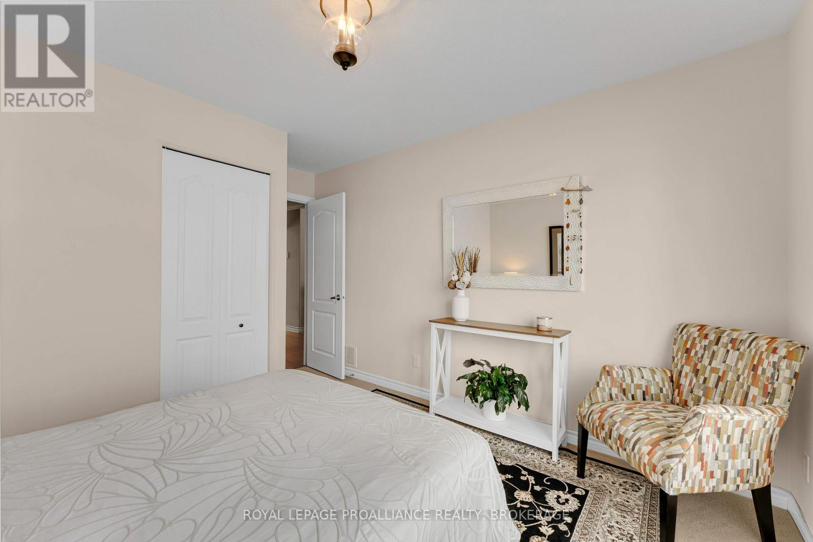 137 Ellesmeer Avenue, Kingston, Ontario  K7P 3H6 - Photo 9 - X12944168