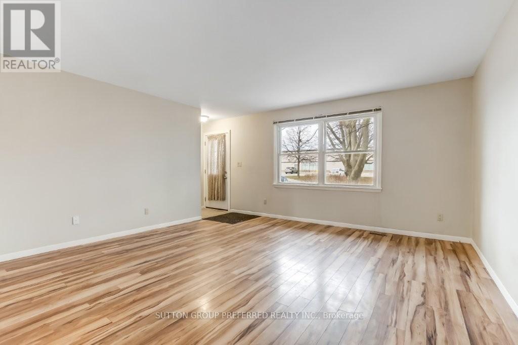 624 Mornington Avenue, London East, Ontario  N5Y 3G1 - Photo 2 - X12944290