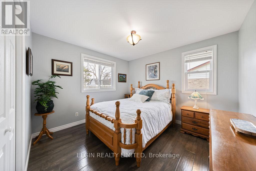 3134 Queen Street, Brooke-Alvinston, Ontario  N0N 1K0 - Photo 15 - X12944346