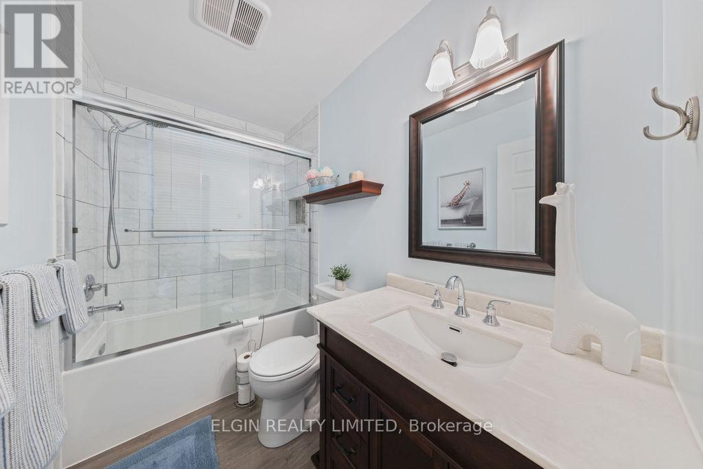 3134 Queen Street, Brooke-Alvinston, Ontario  N0N 1K0 - Photo 16 - X12944346