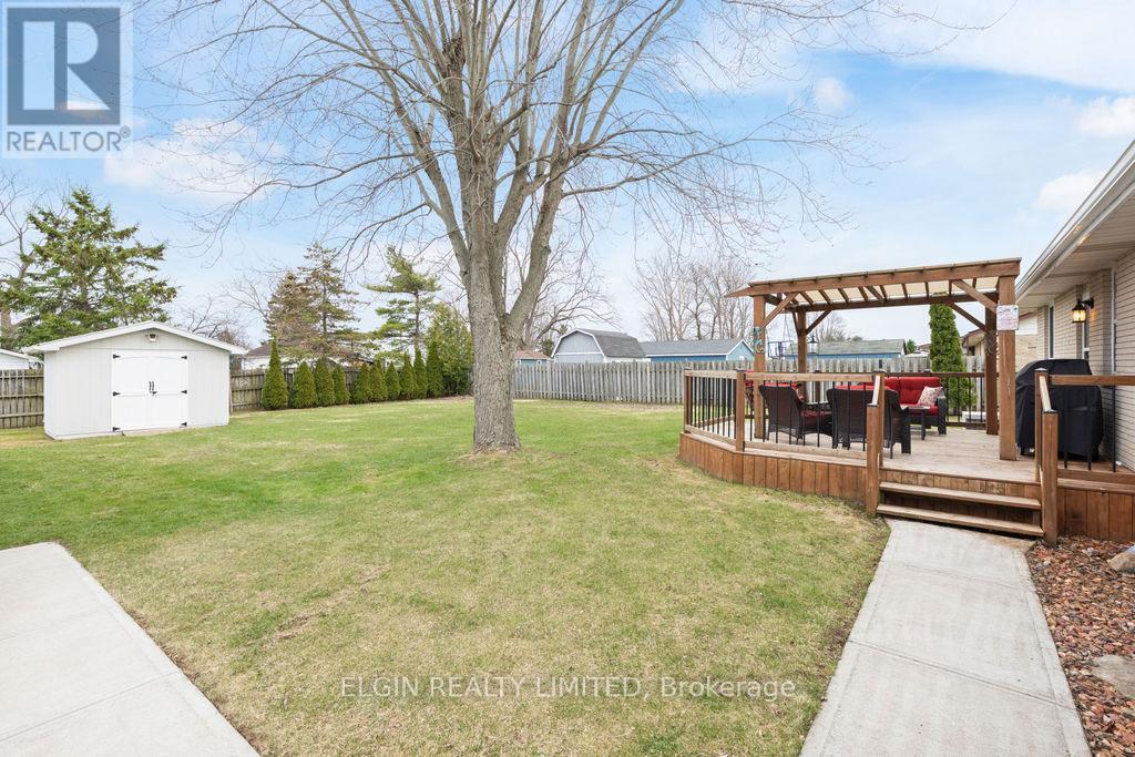 3134 Queen Street, Brooke-Alvinston, Ontario  N0N 1K0 - Photo 23 - X12944346