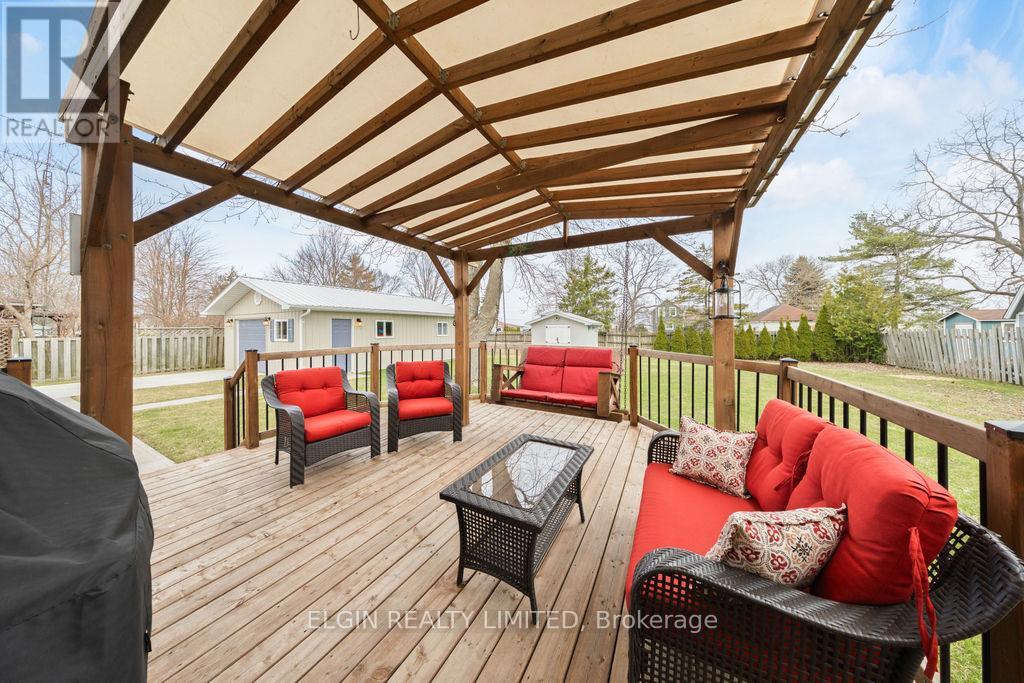 3134 Queen Street, Brooke-Alvinston, Ontario  N0N 1K0 - Photo 26 - X12944346