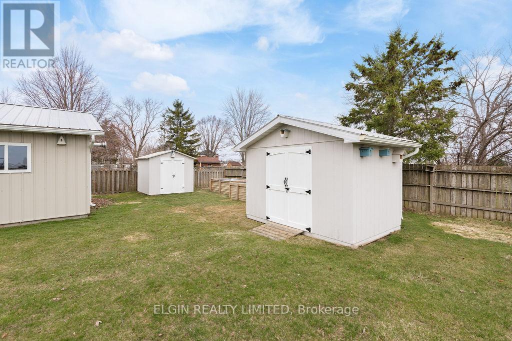 3134 Queen Street, Brooke-Alvinston, Ontario  N0N 1K0 - Photo 30 - X12944346