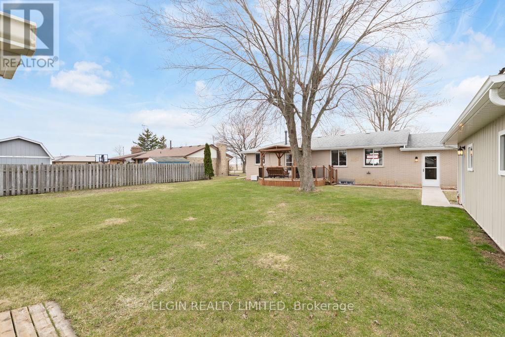 3134 Queen Street, Brooke-Alvinston, Ontario  N0N 1K0 - Photo 32 - X12944346