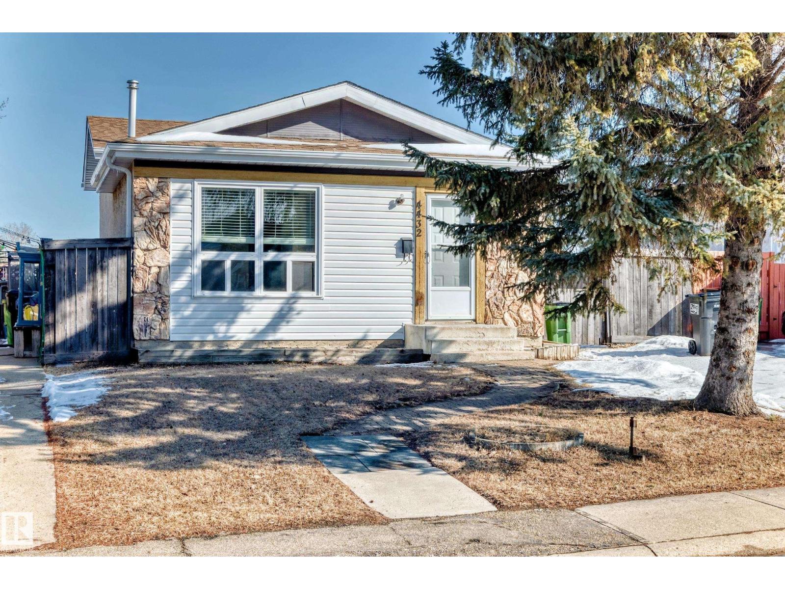 4432 33A AV NW, edmonton, Alberta