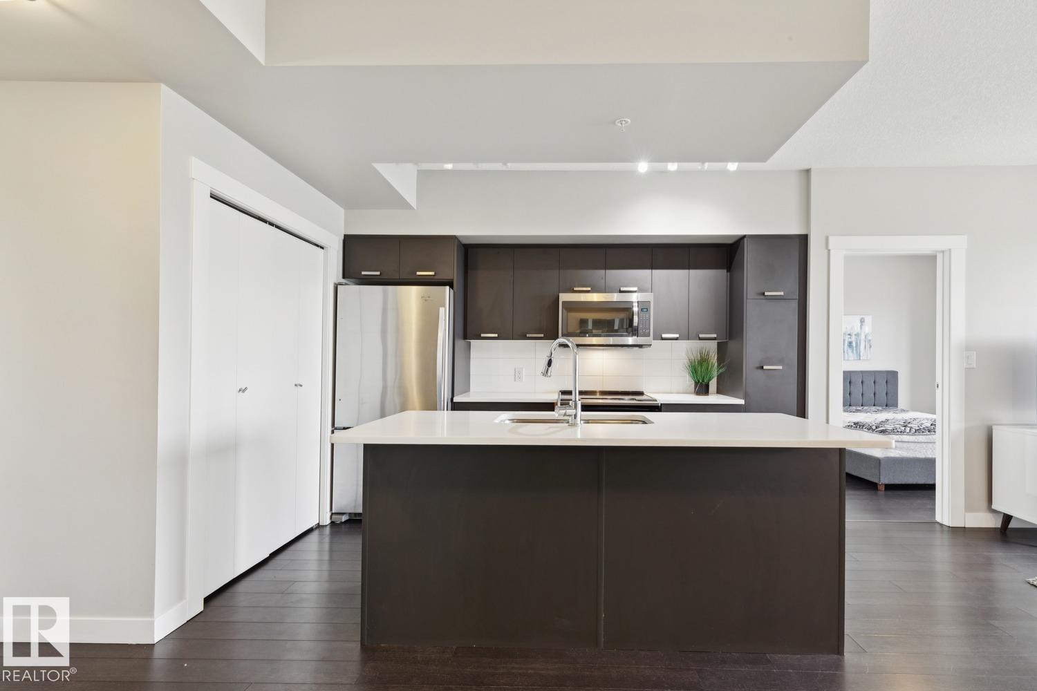 #905 10410 102 Av Nw, Edmonton, Alberta  T5J 0E9 - Photo 5 - E4479997