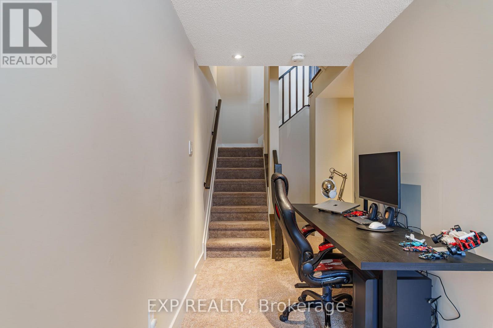 605 Tennant Way, Ottawa, Ontario  K4M 0C6 - Photo 30 - X12944314