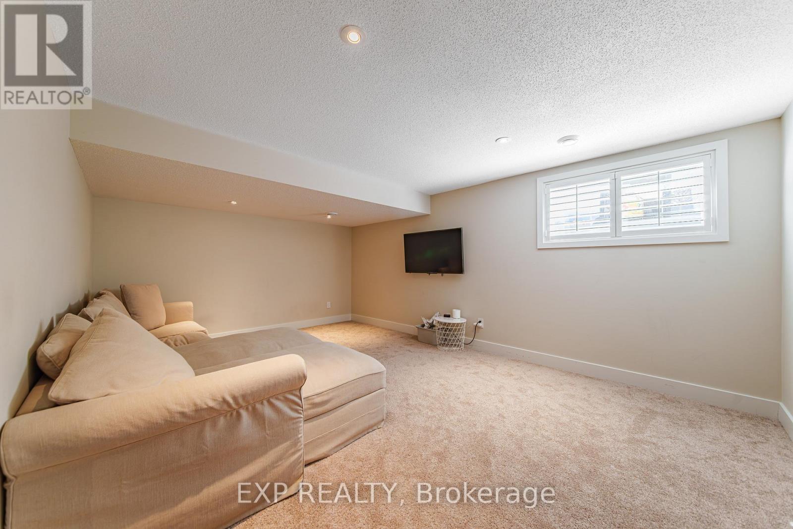 605 Tennant Way, Ottawa, Ontario  K4M 0C6 - Photo 31 - X12944314