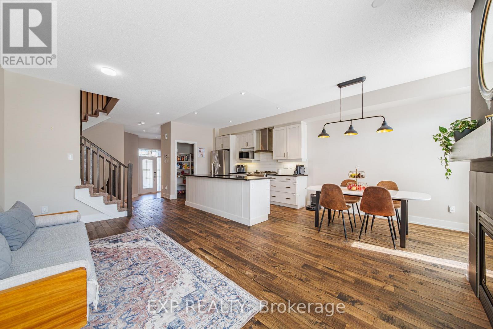 605 Tennant Way, Ottawa, Ontario  K4M 0C6 - Photo 7 - X12944314