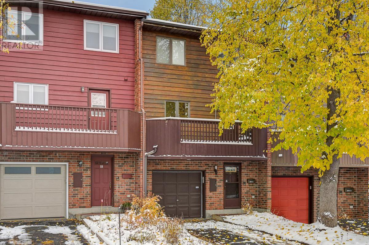 16 Oakley Avenue, Ottawa, Ontario  K2B 6M6 - Photo 1 - X12944322