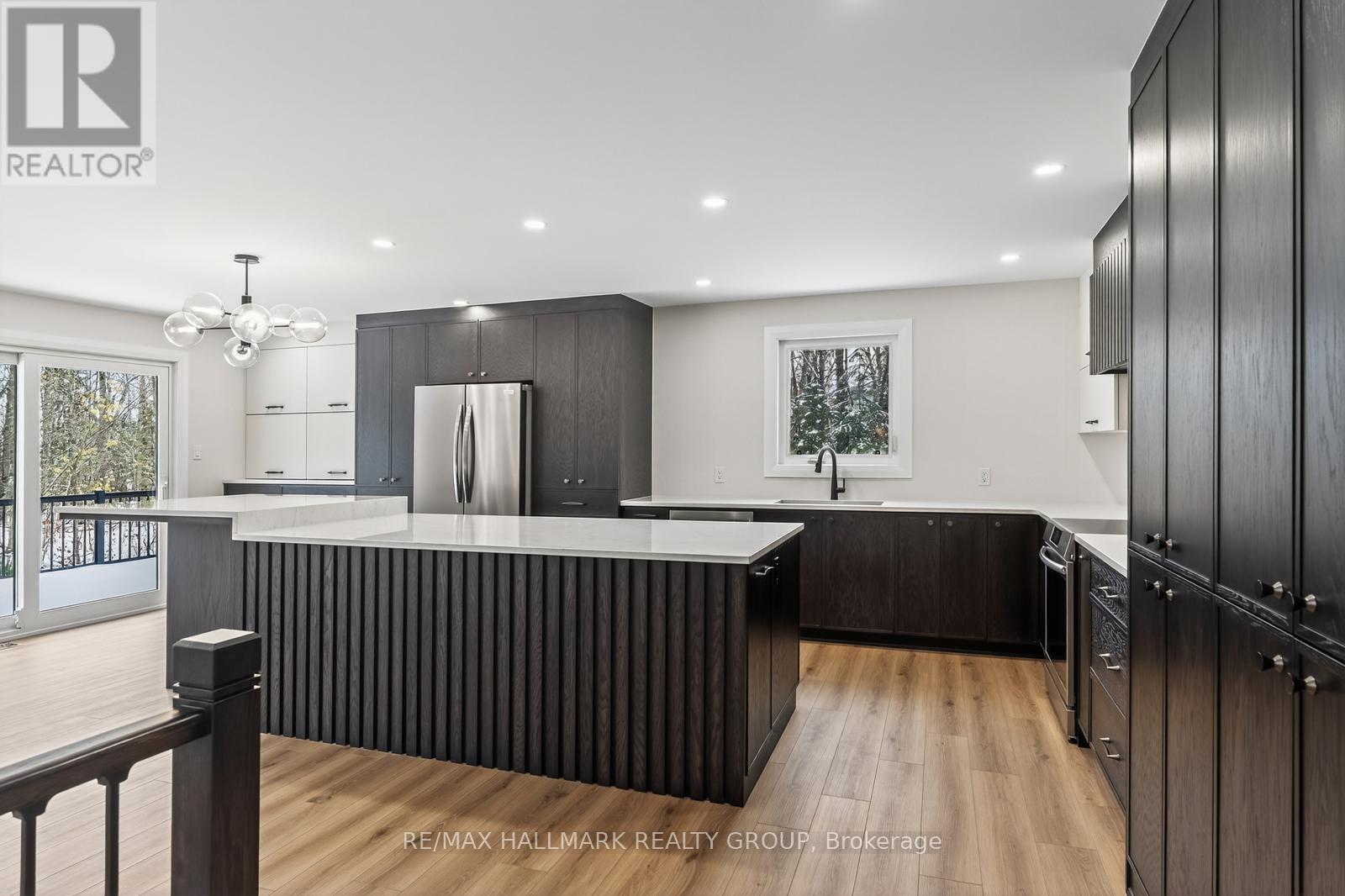 1625 Royal Orchard Drive, Ottawa, Ontario  K4C 1A9 - Photo 12 - X12944358