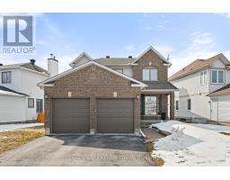 17 HUNTERSWOOD CRESCENT, ottawa, Ontario