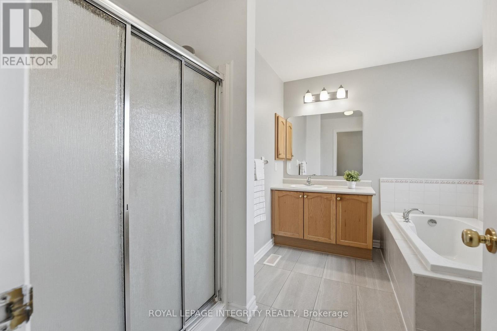 260 Deerfox Drive, Ottawa, Ontario  K2J 4Z2 - Photo 25 - X12944464