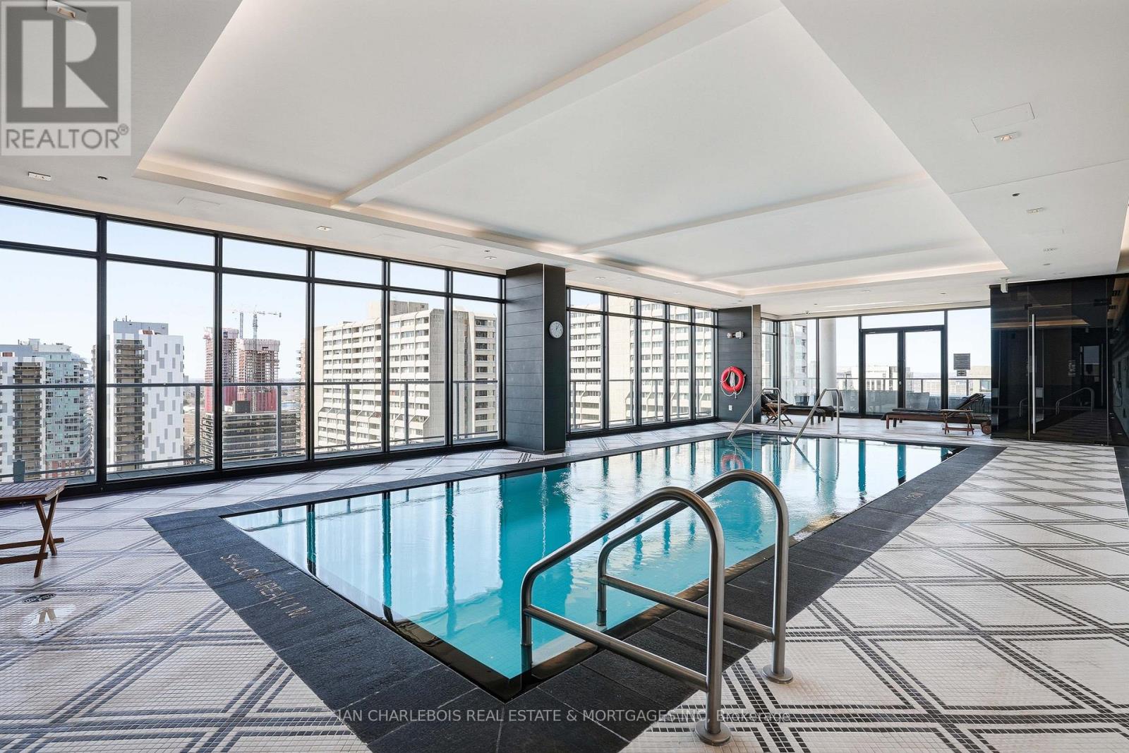 1701 - 255 Bay Street, Ottawa, Ontario  K1R 0C5 - Photo 31 - X12944510