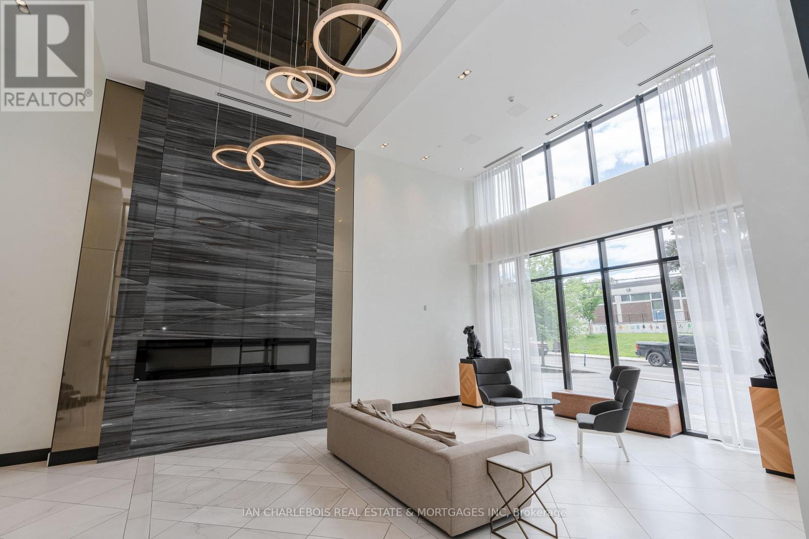 1701 - 255 Bay Street, Ottawa, Ontario  K1R 0C5 - Photo 4 - X12944510